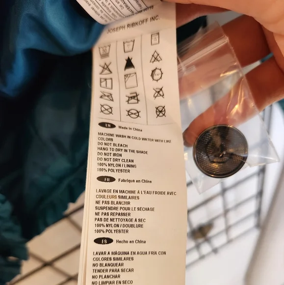 Joseph Ribkoff Thin Puffer Jacket | Lightweight Quilted Designer Coat (C1) - Picture 6 of 10